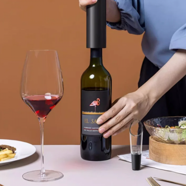 WINE SET – Elektrický otvárač na víno