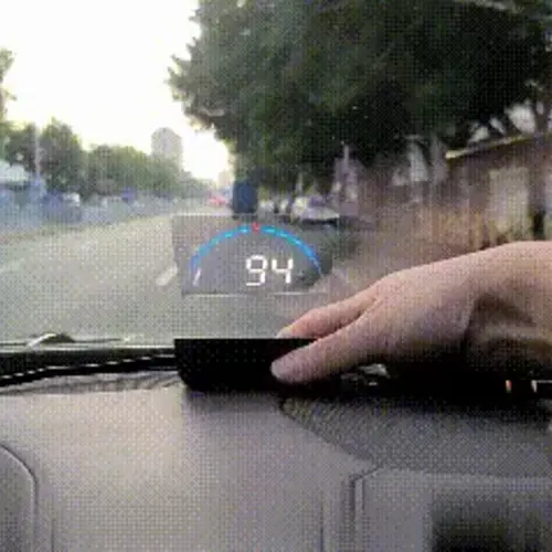 Speedometer – Projektor na čelné sklo 02